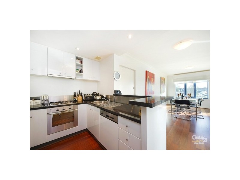 7/41 Marine Parade, St Kilda VIC 3182