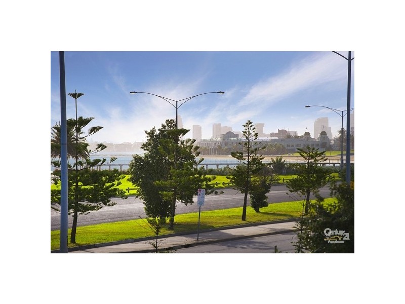 7/41 Marine Parade, St Kilda VIC 3182