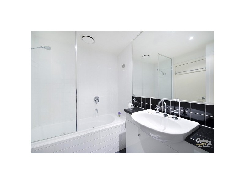 7/41 Marine Parade, St Kilda VIC 3182