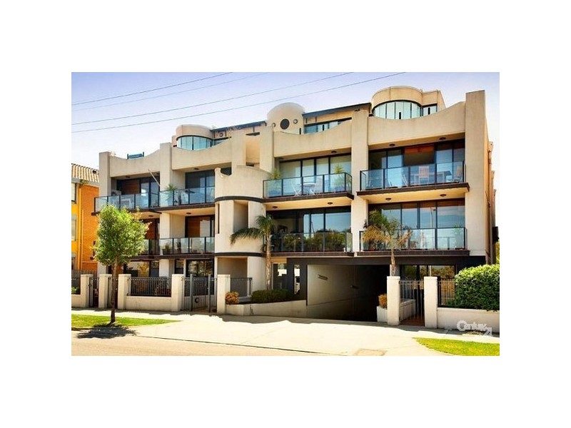 14/21 Marine Parade, St Kilda VIC 3182