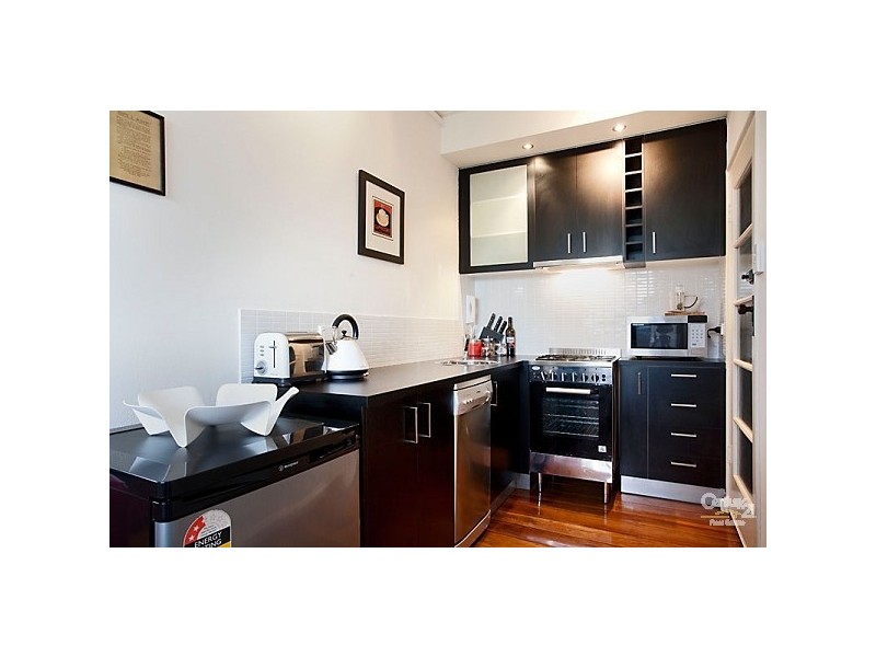 14/3 Cowderoy Street, St Kilda West VIC 3182