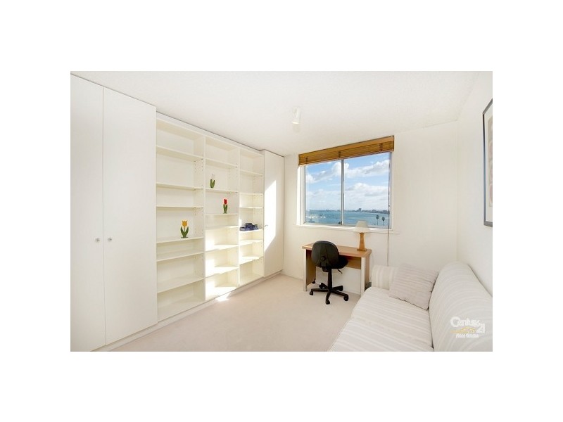74/13 The Esplanade, St Kilda VIC 3182