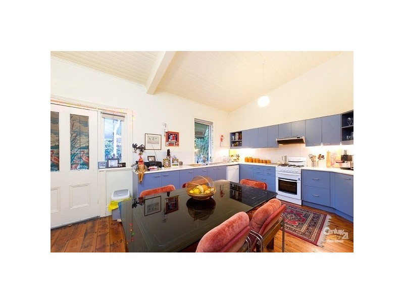 8 Blessington Street, St Kilda VIC 3182