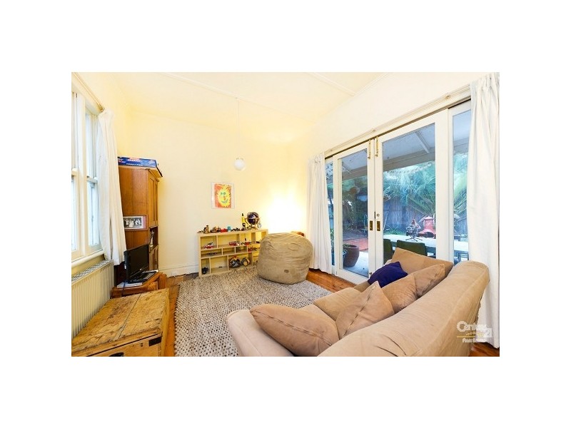 8 Blessington Street, St Kilda VIC 3182