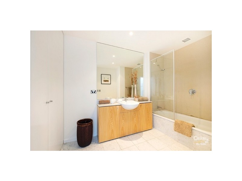 13/185 Barkly Street, St Kilda VIC 3182