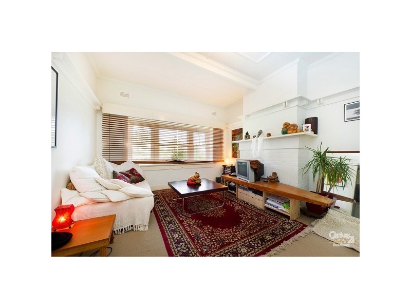5/11 ORMOND ESPLANADE, Elwood VIC 3184