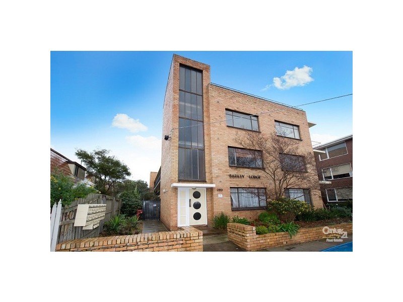 11/289 Barkly Street, St Kilda VIC 3182