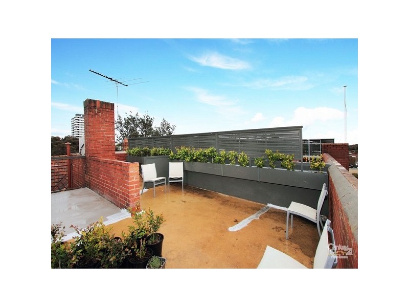 9/3 Cowderoy Street, St Kilda West VIC 3182
