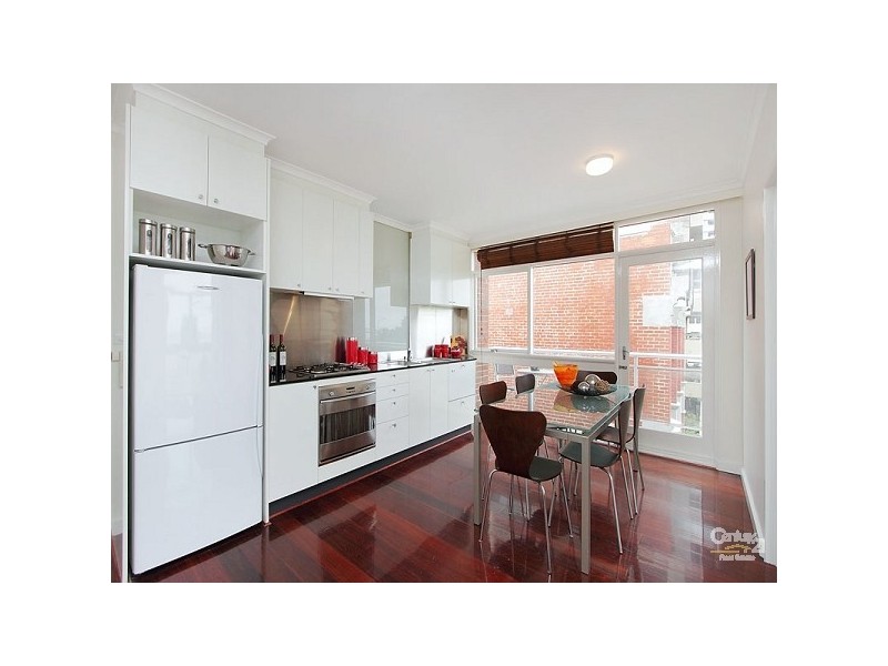 14/323 Beaconsfield Parade, St Kilda West VIC 3182