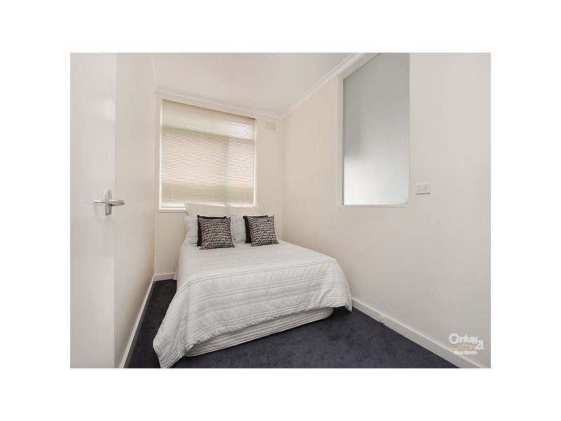 14/323 Beaconsfield Parade, St Kilda West VIC 3182