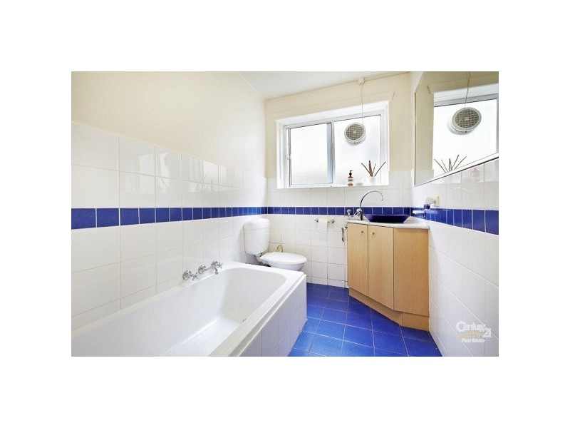 2/20 Crimea Street, St Kilda VIC 3182