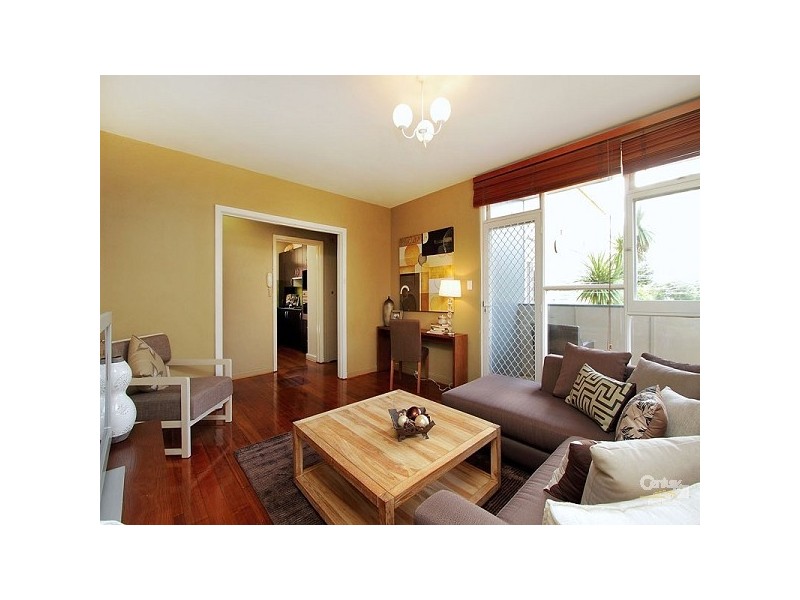 4/306 Dandenong Road, St Kilda East VIC 3183