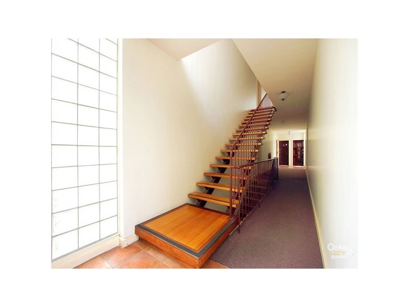 11/20 Cardigan Street, St Kilda East VIC 3183