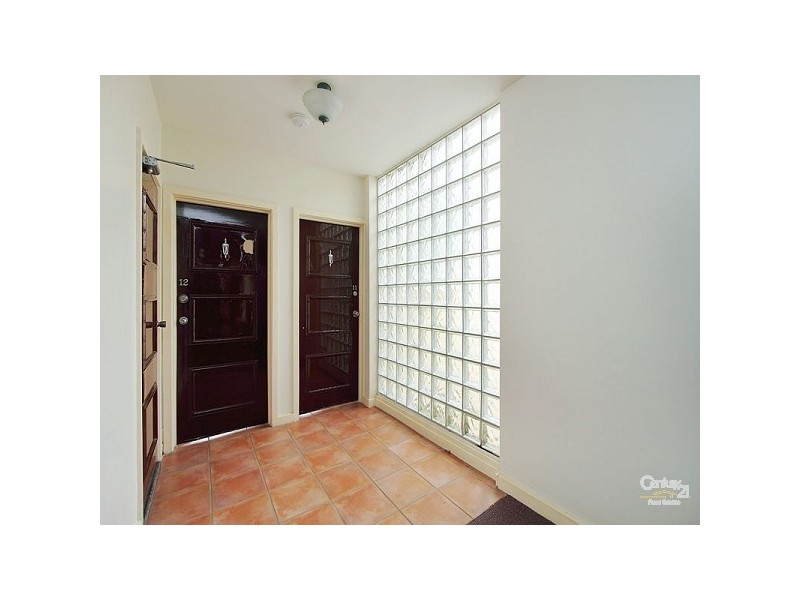 11/20 Cardigan Street, St Kilda East VIC 3183