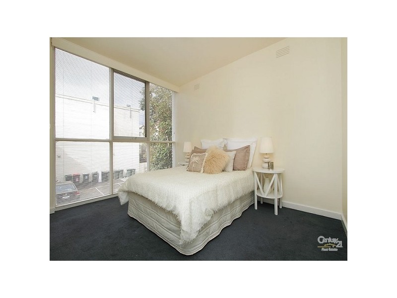 11/20 Cardigan Street, St Kilda East VIC 3183