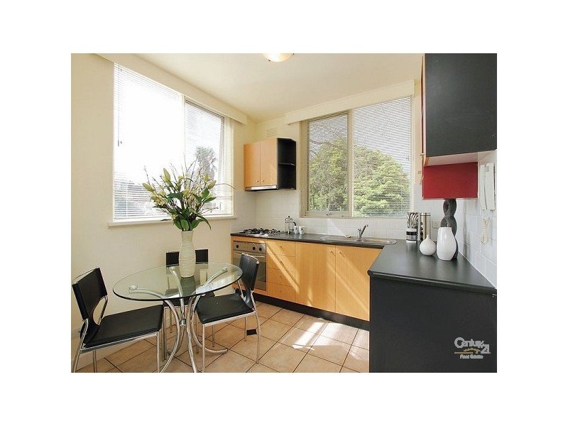 11/20 Cardigan Street, St Kilda East VIC 3183