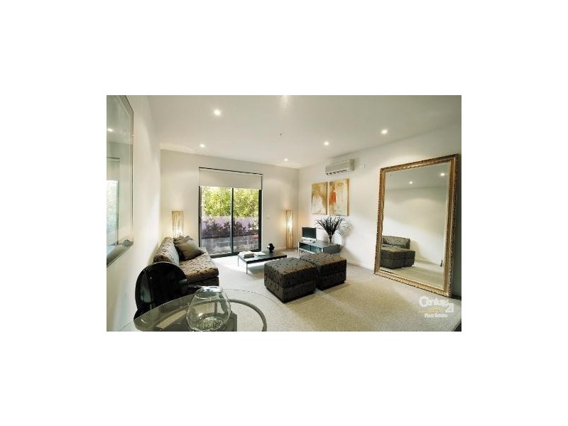 220 Barkly Street, St Kilda VIC 3182