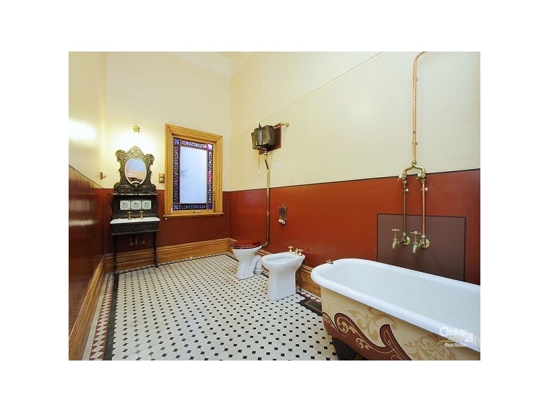 6 Dickens Street, Elwood VIC 3184