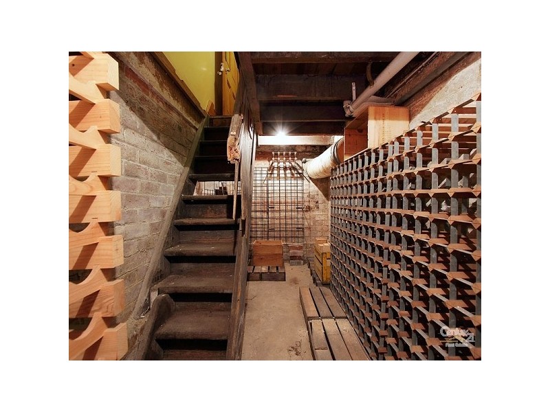 6 Dickens Street, Elwood VIC 3184