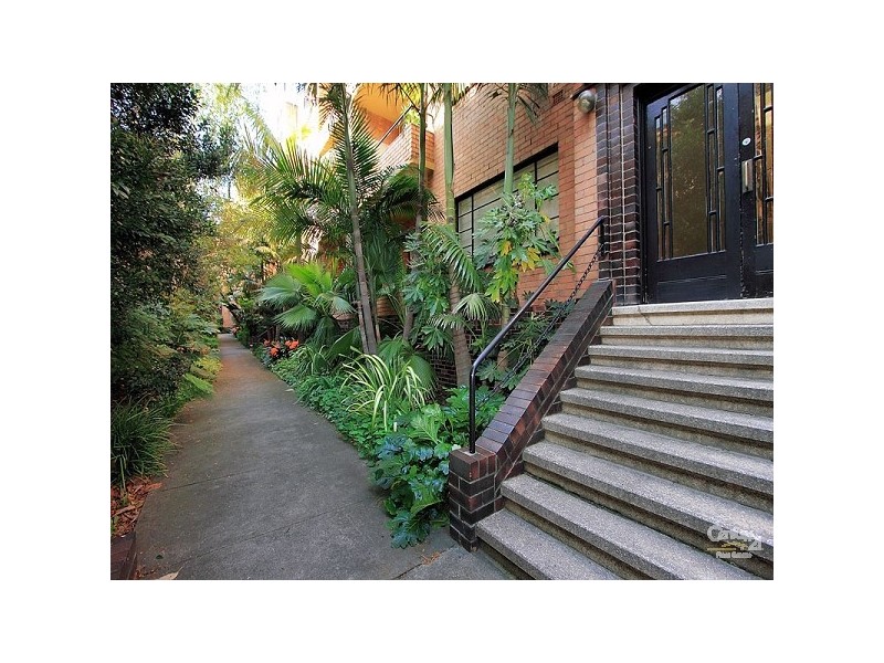 9/145 Fitzroy Street, St Kilda VIC 3182