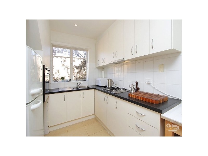 13/131 Glenhuntly Road, Elwood VIC 3184