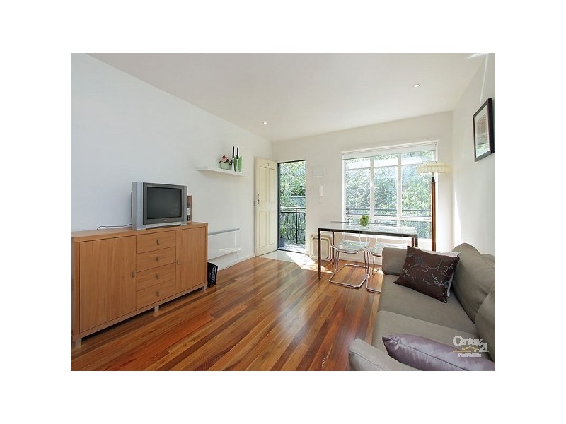 13/131 Glenhuntly Road, Elwood VIC 3184