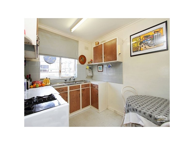 9/81 Grey Street, St Kilda VIC 3182