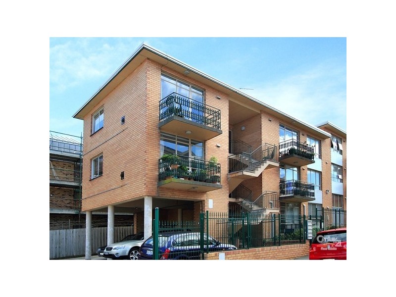 9/81 Grey Street, St Kilda VIC 3182