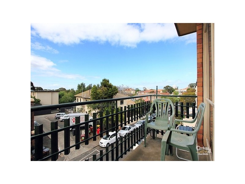 9/81 Grey Street, St Kilda VIC 3182