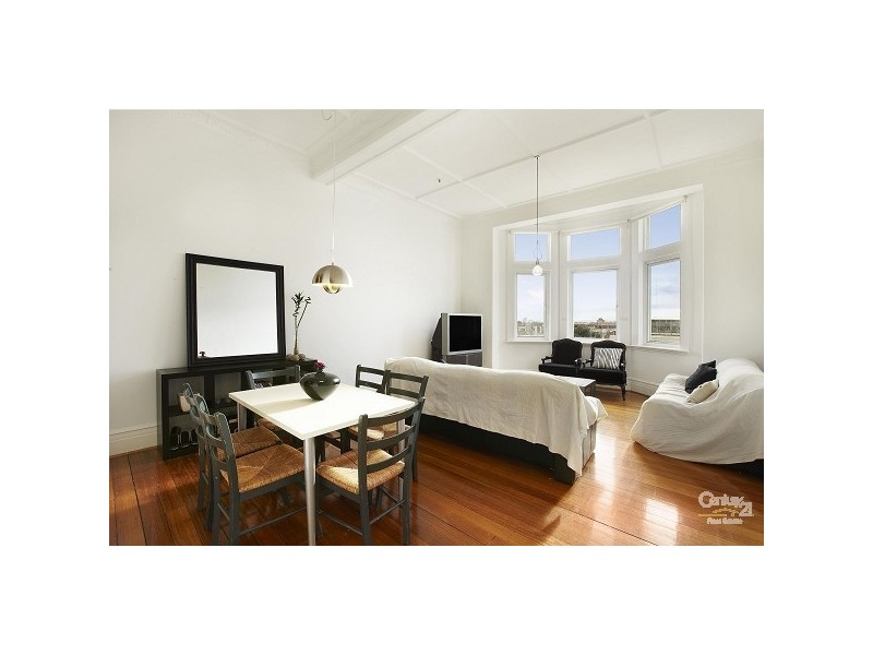 201/129 Fitzroy Street, St Kilda VIC 3182