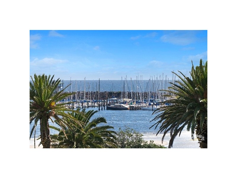 18/350 Beaconsfield Parade, St Kilda West VIC 3182