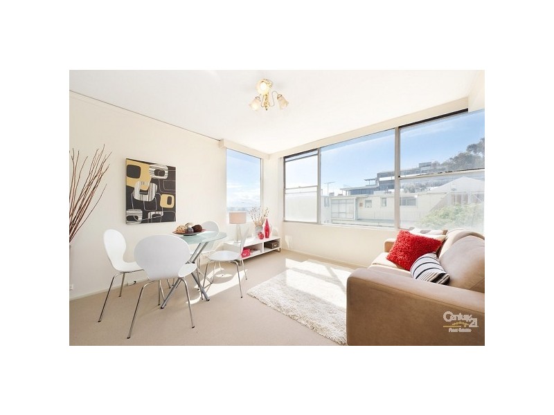 18/350 Beaconsfield Parade, St Kilda West VIC 3182
