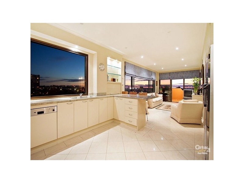 29/73 Queens Road, Melbourne VIC 3004