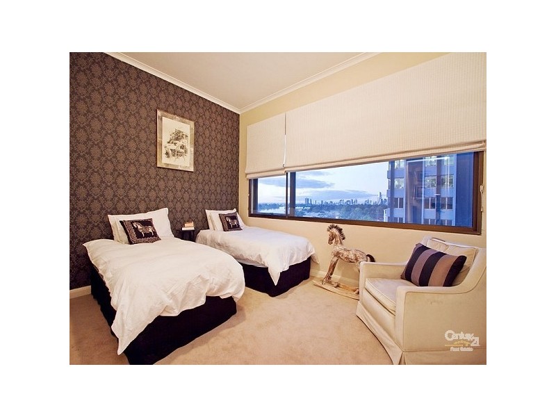 29/73 Queens Road, Melbourne VIC 3004