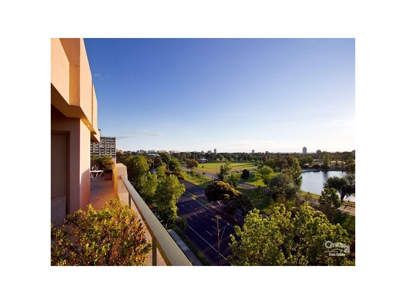 29/73 Queens Road, Melbourne VIC 3004