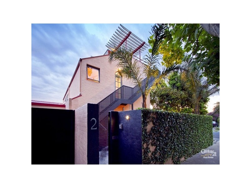 2 Phyllis Street, Elwood VIC 3184