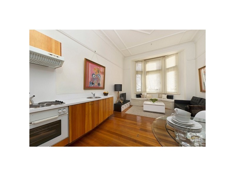 206/129 Fitzroy Street, St Kilda VIC 3182