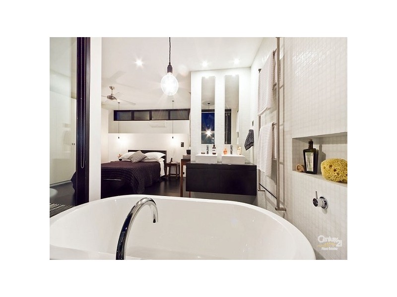 39 Pakington Street, St Kilda VIC 3182