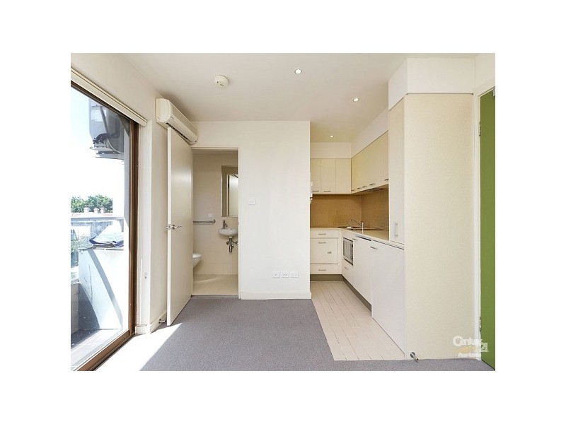 303/64 Wellington Street, St Kilda VIC 3182