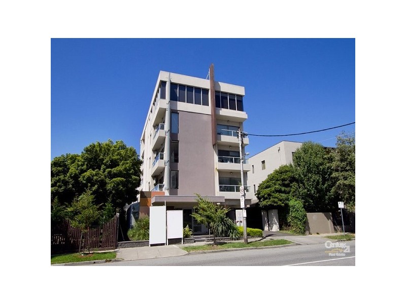303/64 Wellington Street, St Kilda VIC 3182