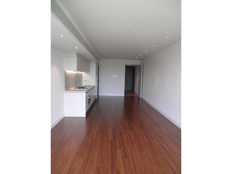 8 Kavanagh Street, Southbank VIC 3006