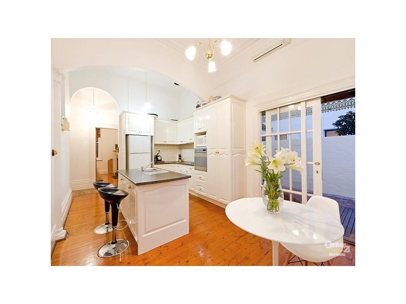 90 Wellington Street, St Kilda VIC 3182