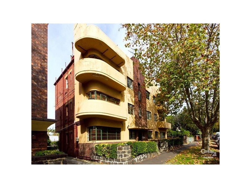 1/1a Dickens Street, Elwood VIC 3184