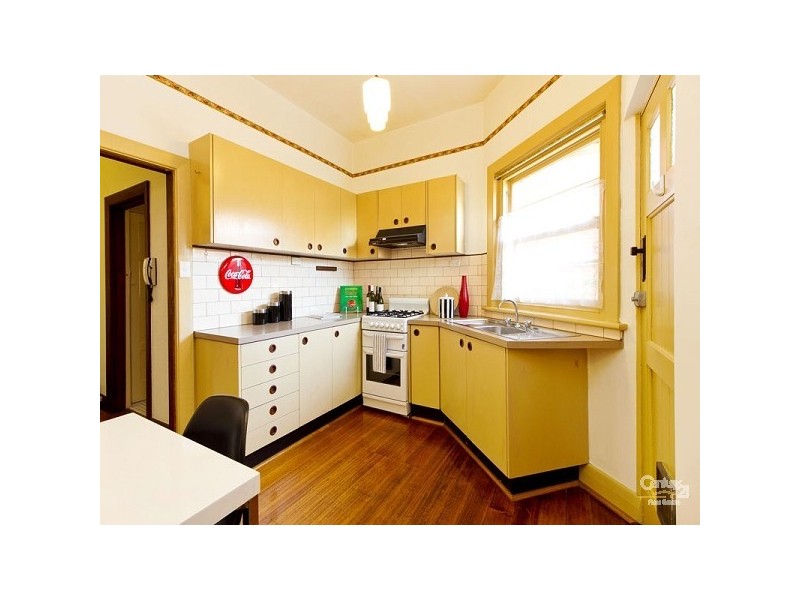 1/1a Dickens Street, Elwood VIC 3184