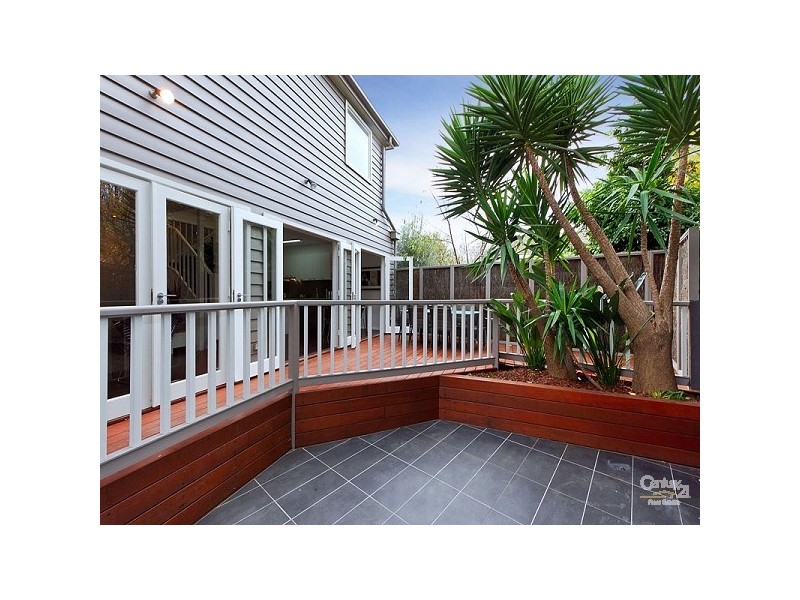 6a Foam Street, Elwood VIC 3184