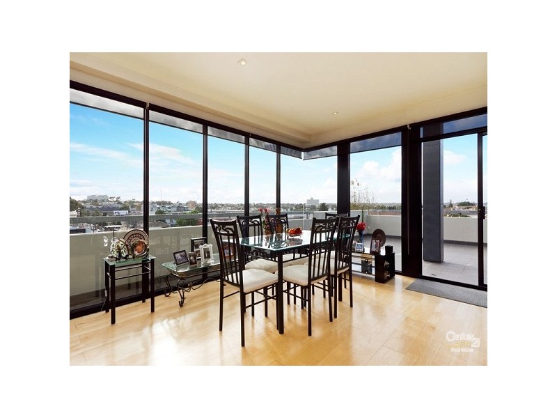 27/185 Barkly Street, St Kilda VIC 3182