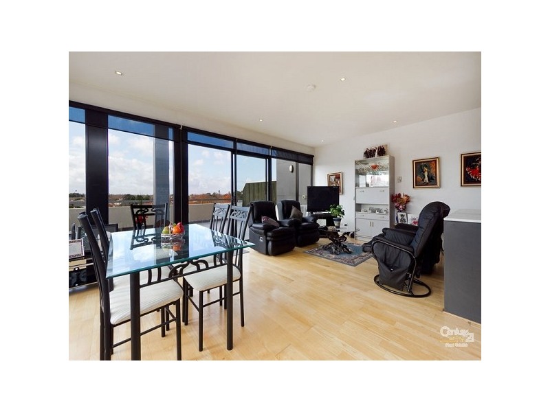 27/185 Barkly Street, St Kilda VIC 3182