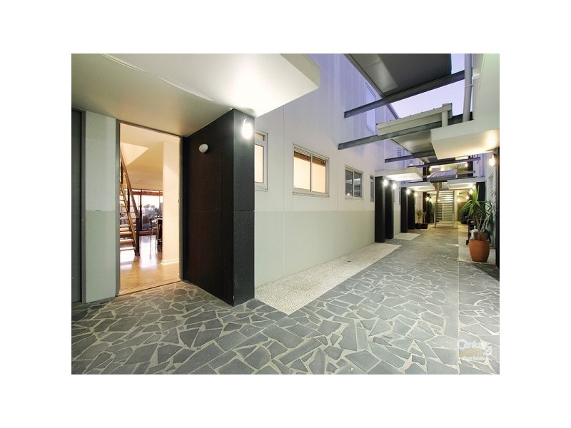 27/185 Barkly Street, St Kilda VIC 3182