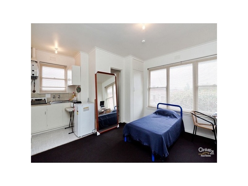 4 Charles Street, St Kilda VIC 3182