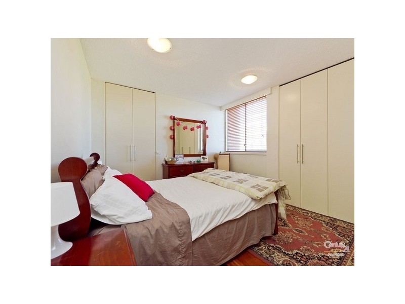 23/13 The Esplanade, St Kilda VIC 3182